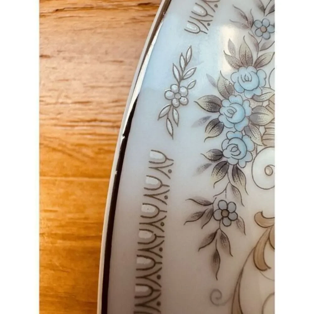 Vintage Wade Fine China Diane‎ Japan 10.25